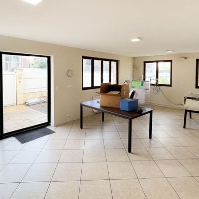 Maison 7 pièces 842400 €