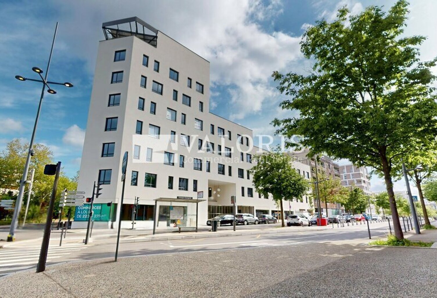 BUREAUX à LOUER — photo 1