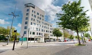 Bureau  5589 m² à louer à Lyon 9 (69009)