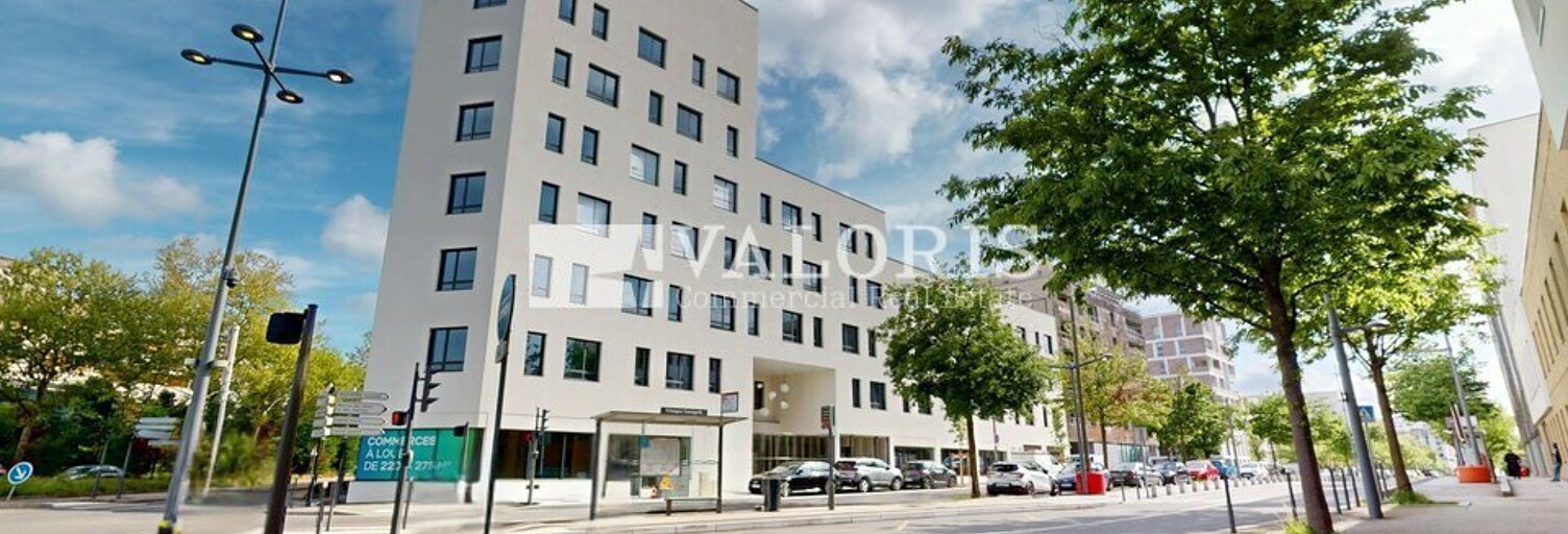 Bureau  5589 m² à louer à Lyon 9 (69009)