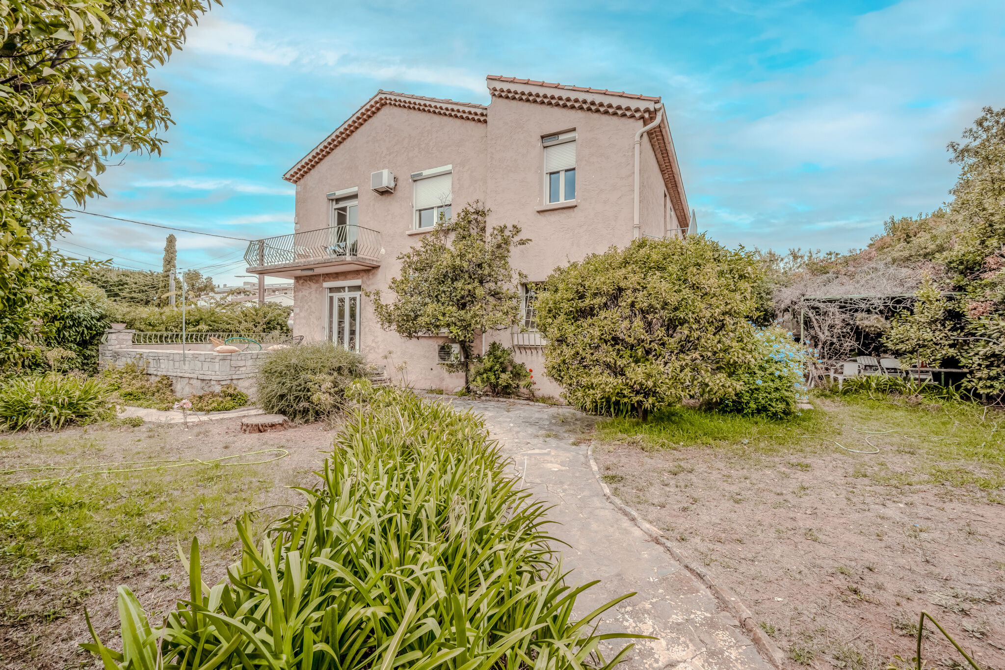 Villa / Maison 8 pièces  à vendre Toulon 83000
