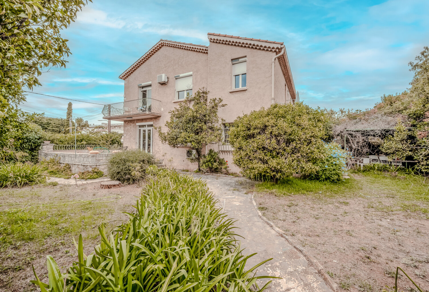 TOULON - Cap Brun:  EXCLUSIVITE Villa T5 avec vue dégagée de ... — photo 1