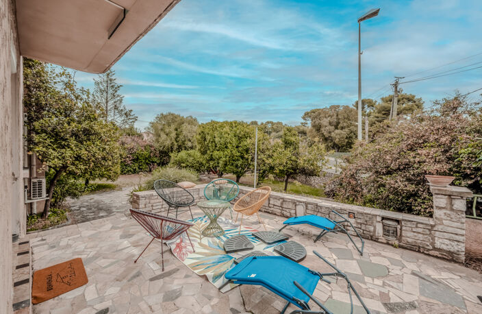 TOULON - Cap Brun:  EXCLUSIVITE Villa T5 avec vue dégagée de ... — photo 2