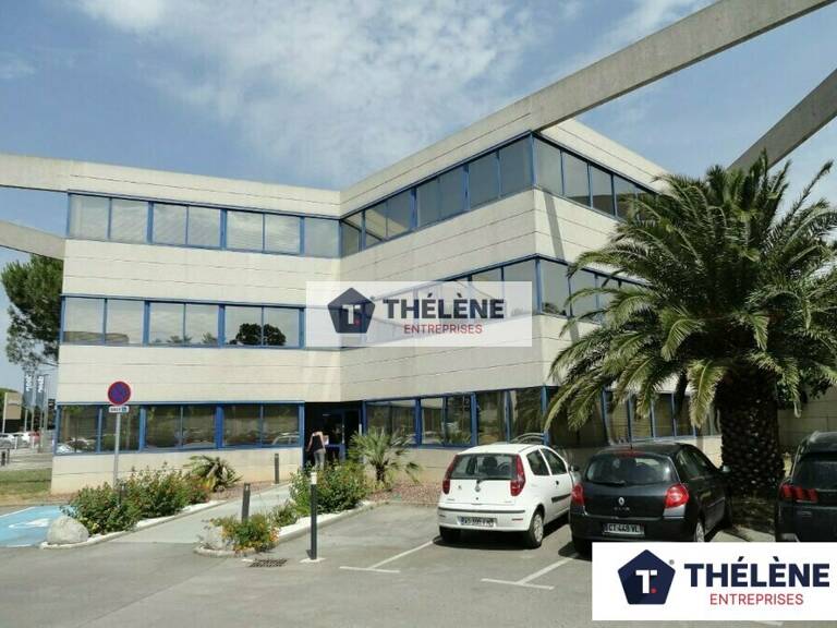 BUREAUX à LOUER — photo 1
