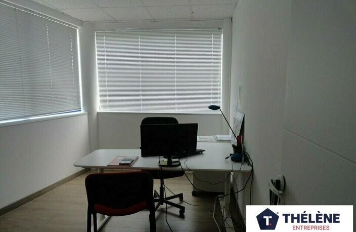 BUREAUX à LOUER — photo 4