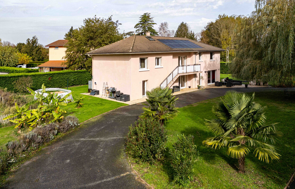 maison 8 pièces 253 m2 à vendre à Ambérieux-en-Dombes (01330)