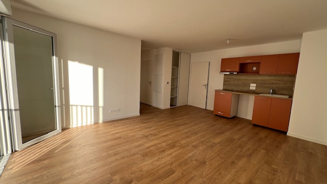 appartement 3 pièces 64 m2 à louer à La Rochelle (17000)