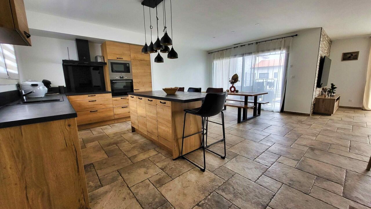 maison 4 pièces 143 m2 à vendre à Bompas (66430)