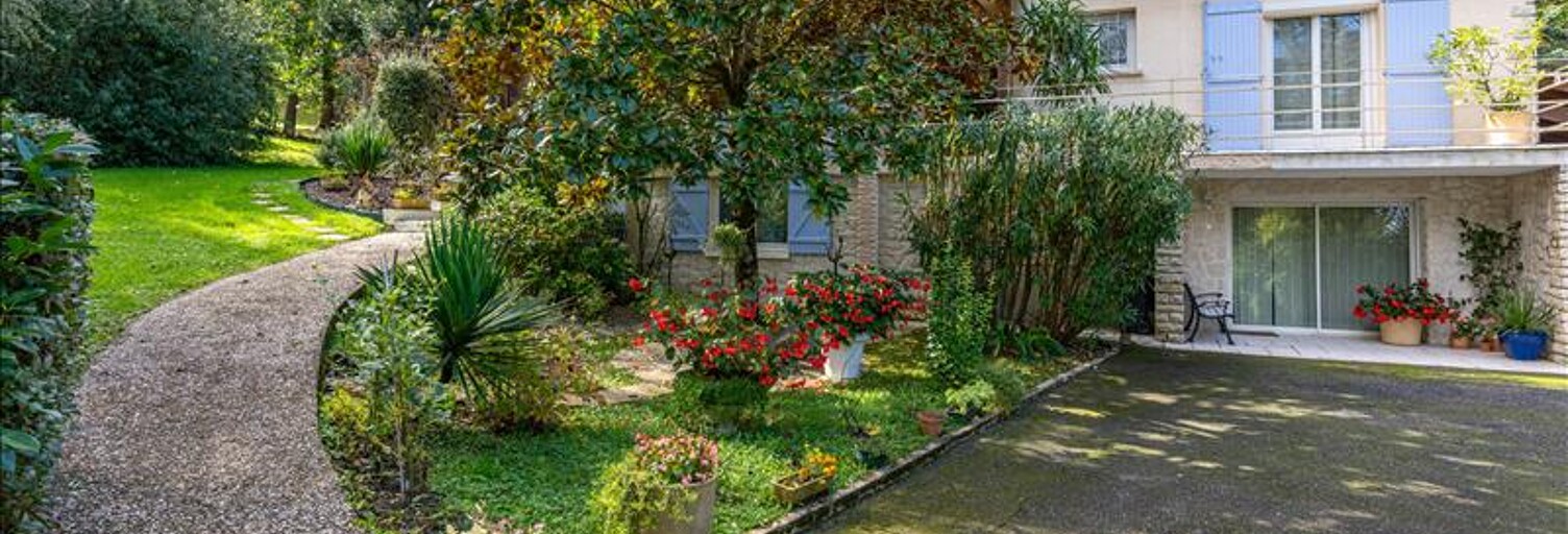 Maison 4 Pièces 180 m² à vendre à Pujols (47300)