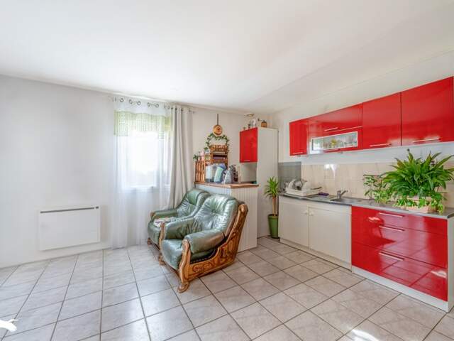 Immeuble à Saint-Lys — photo du bien