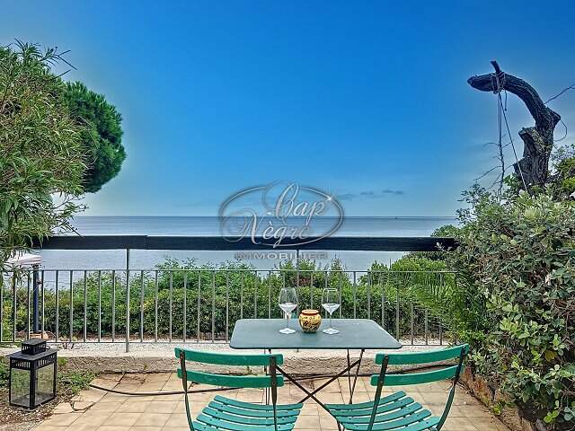 RAYOL CANADEL APPARTEMENT VUE MER 2 PIECES JARDIN — photo du bien