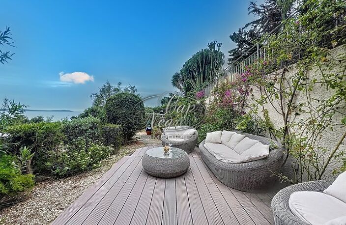 RAYOL CANADEL APPARTEMENT VUE MER 2 PIECES JARDIN — photo 2