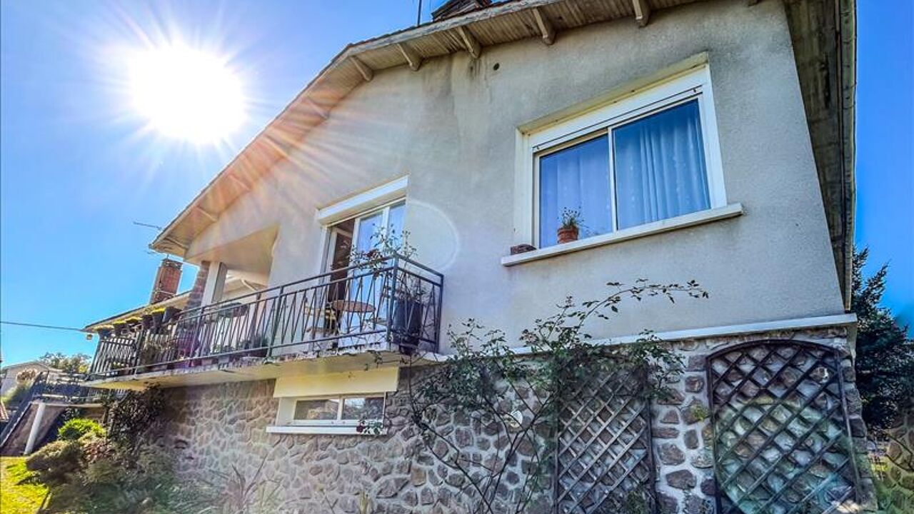 maison 6 pièces 183 m2 à vendre à Confolens (16500)