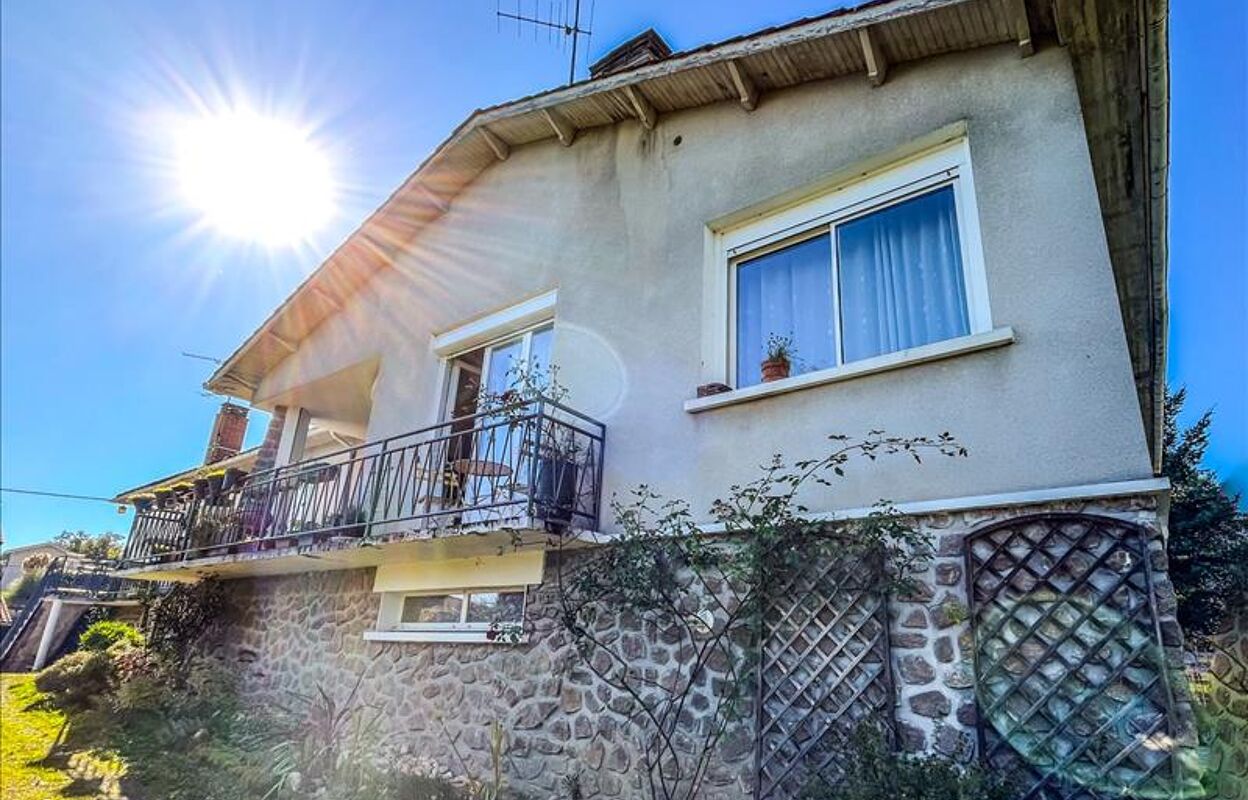 maison 6 pièces 183 m2 à vendre à Confolens (16500)