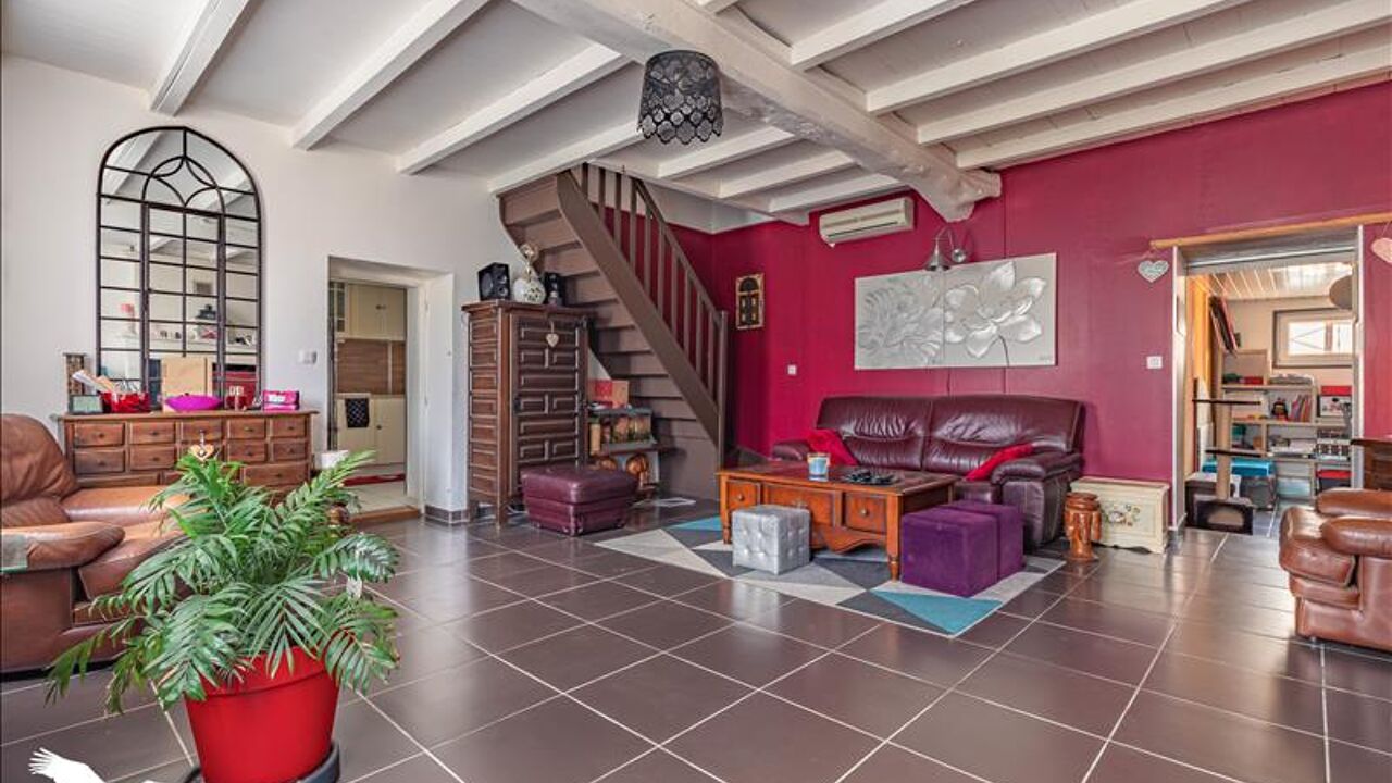 maison 5 pièces 135 m2 à vendre à Plassay (17250)