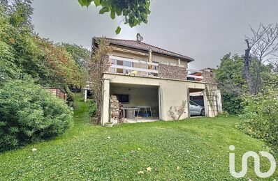 vente maison 448 000 € à proximité de Chanat-la-Mouteyre (63530)