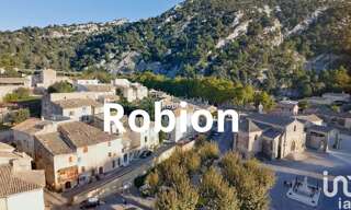 Commerce  160 m² à vendre à Robion (84440)