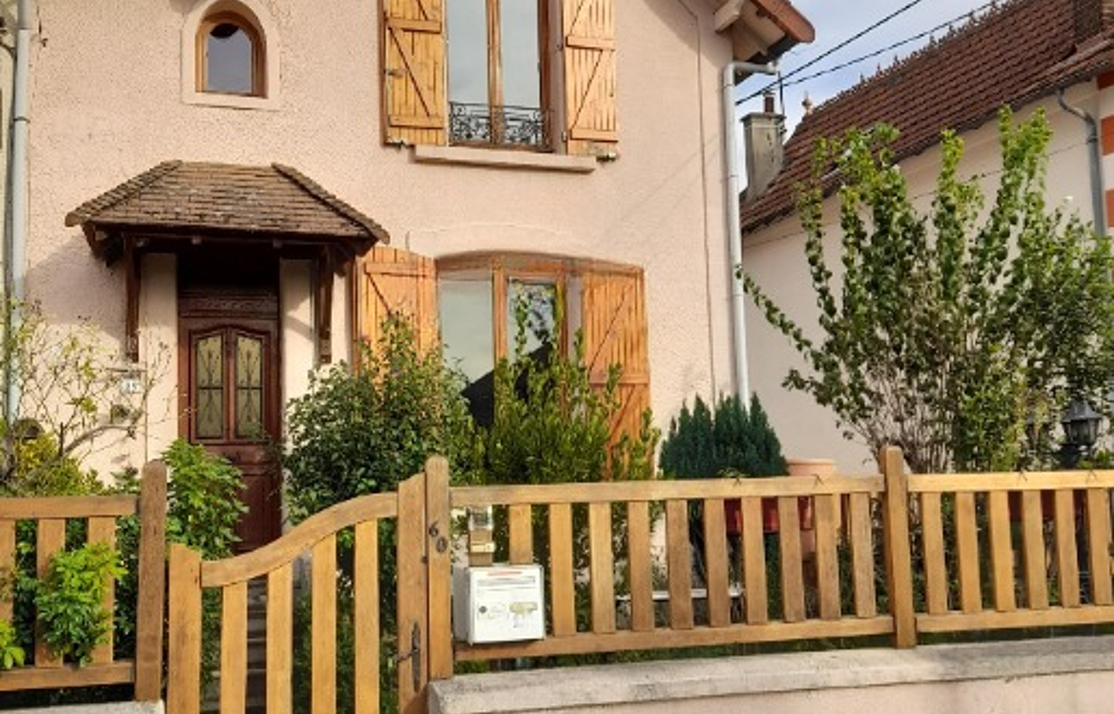 maison 4 pièces 80 m2 à vendre à Villeneuve-le-Roi (94290)