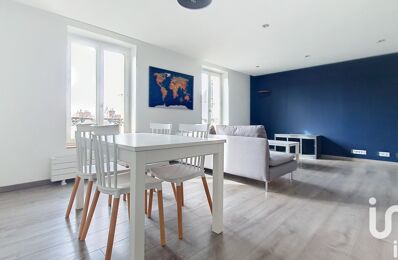 location appartement 1 350 € CC /mois à proximité de Saint-Cyr-l'École (78210)