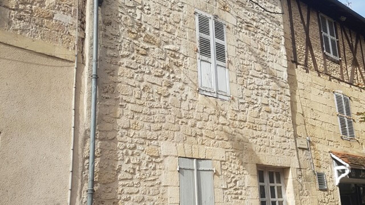 immeuble  pièces 146 m2 à vendre à Montignac (24290)