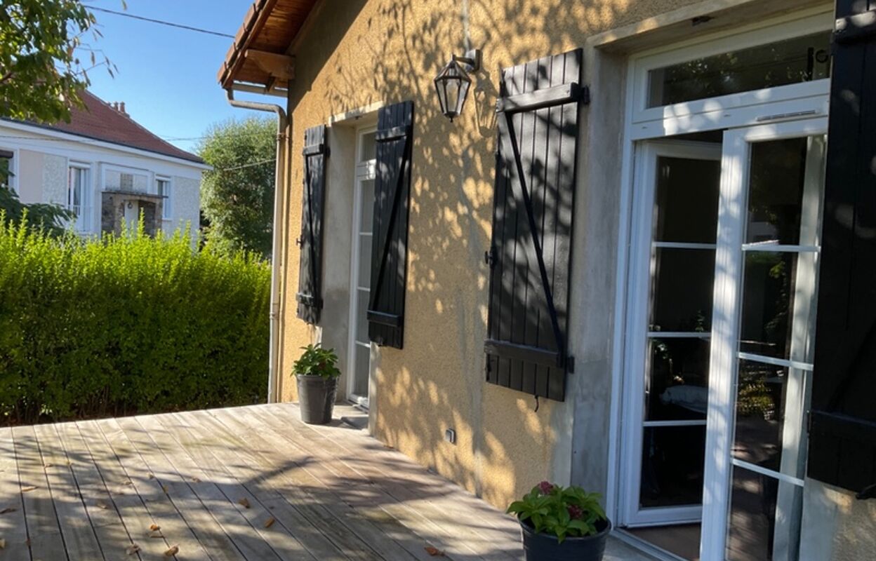 maison 3 pièces 78 m2 à vendre à Issoire (63500)