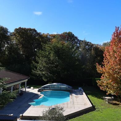 Maison 6 pièces 899000 €