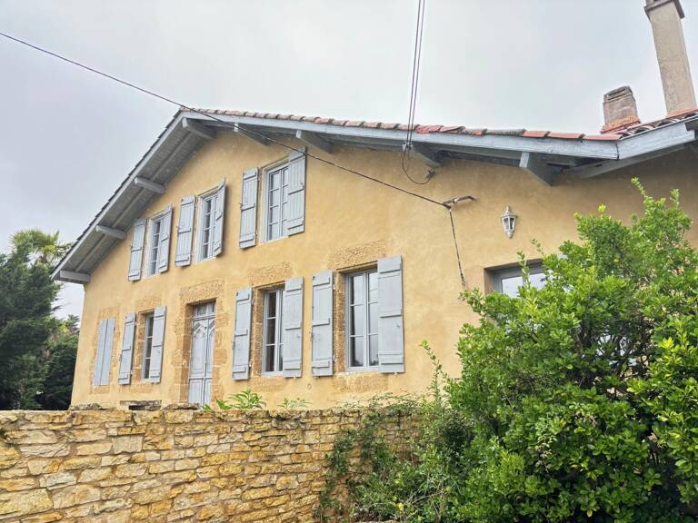 Maison/Villa 15 pièces — photo 1