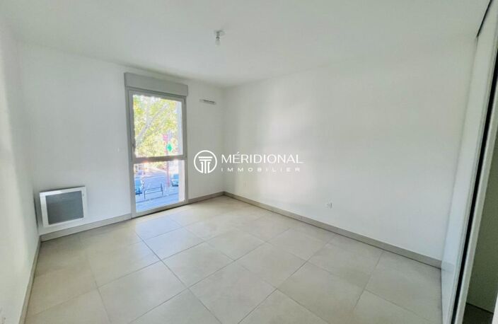 APPARTEMENT T3 - PARKING - TERRASSE — photo 4