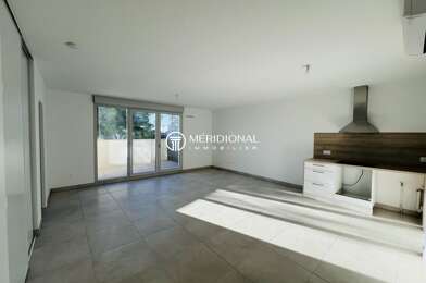 Appartement 3 pièces 303900 €