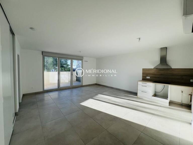 DERNIER ETAGE - T3 - PARKING - TERRASSE — photo 1