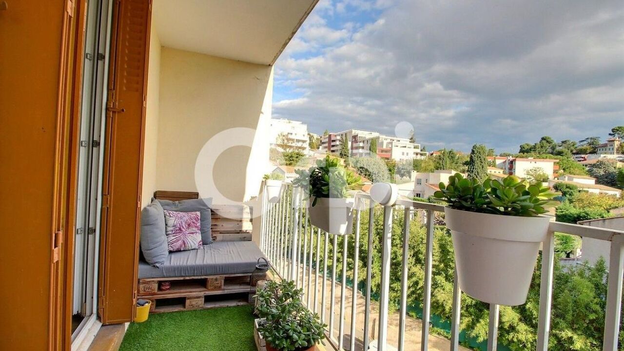 appartement 3 pièces 6038 m2 à vendre à Marseille 12 (13012)