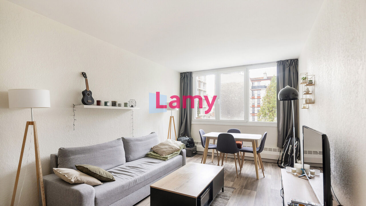 appartement 2 pièces 45 m2 à vendre à Paris 15 (75015)