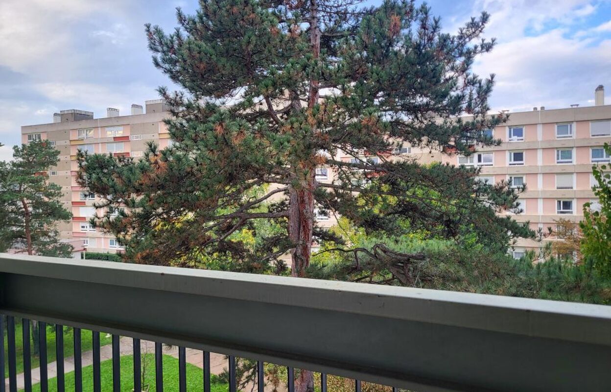 appartement 4 pièces 76 m2 à vendre à Oullins (69600)