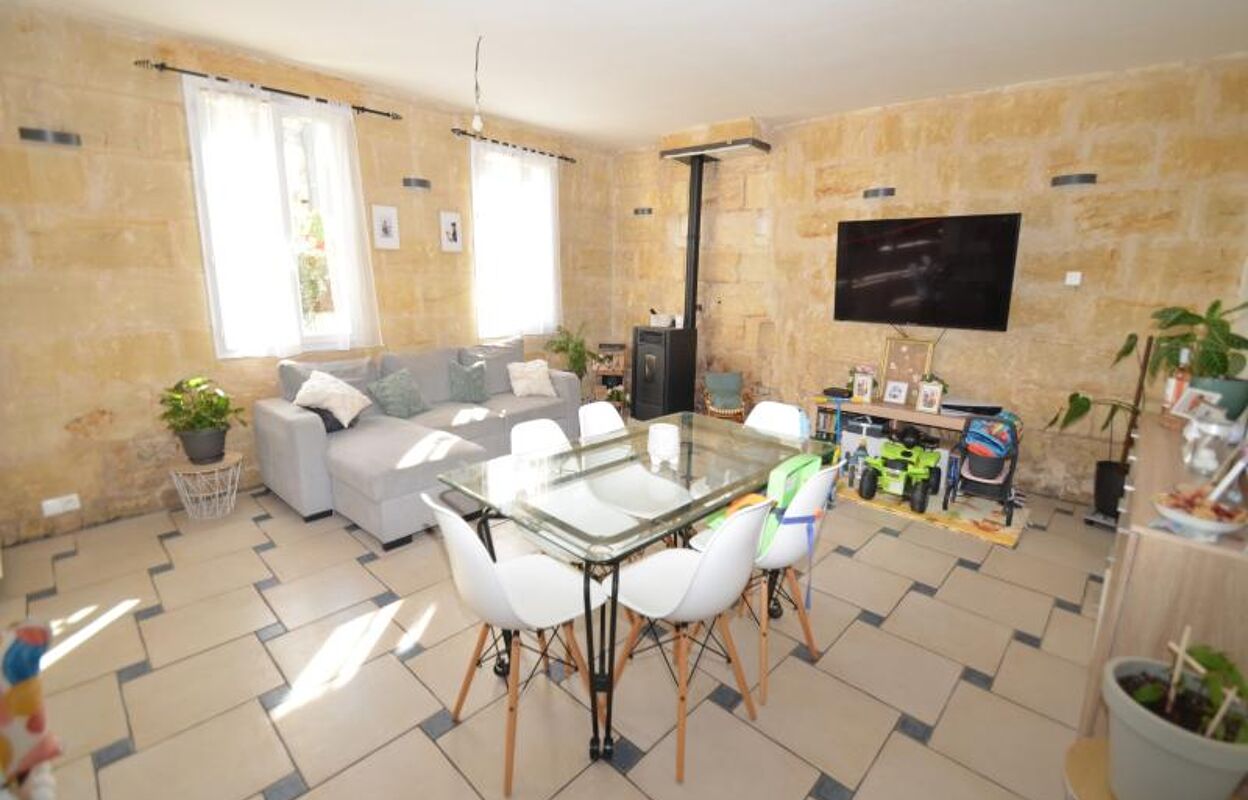 maison 4 pièces 128 m2 à vendre à Saint-Médard-de-Guizières (33230)