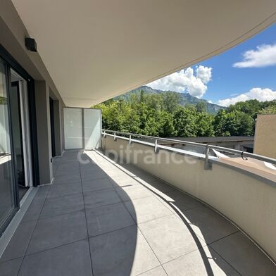 Appartement 4 pièces 425000 €