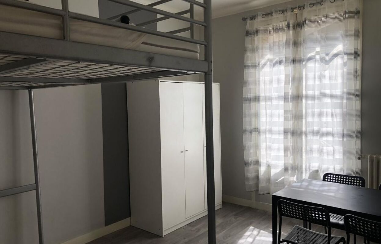 appartement 1 pièces 27 m2 à louer à Paris 20 (75020)