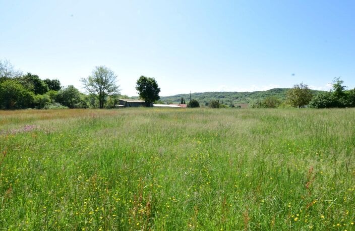 TERRAIN DE 2035 M² BIEN EXPOSE SECTEUR 'PROCHE AURIGNAC'... — photo 2