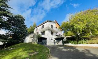 Maison 7 Pièces 180 m² à vendre à Biard (86580)