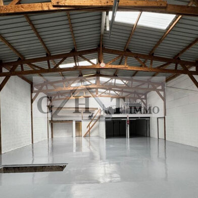 Local industriel 530 m²