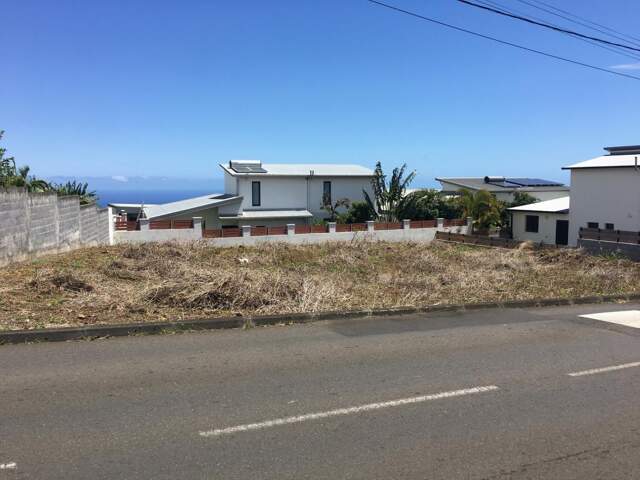 A VENDRE TERRAIN 463M2 MONT VERT LES BAS — photo du bien