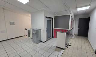 Bureau  394 m² à louer à La Possession (97419)