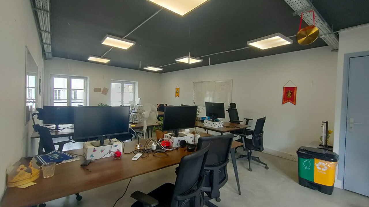 bureau  pièces 336 m2 à vendre à Paris 12 (75012)