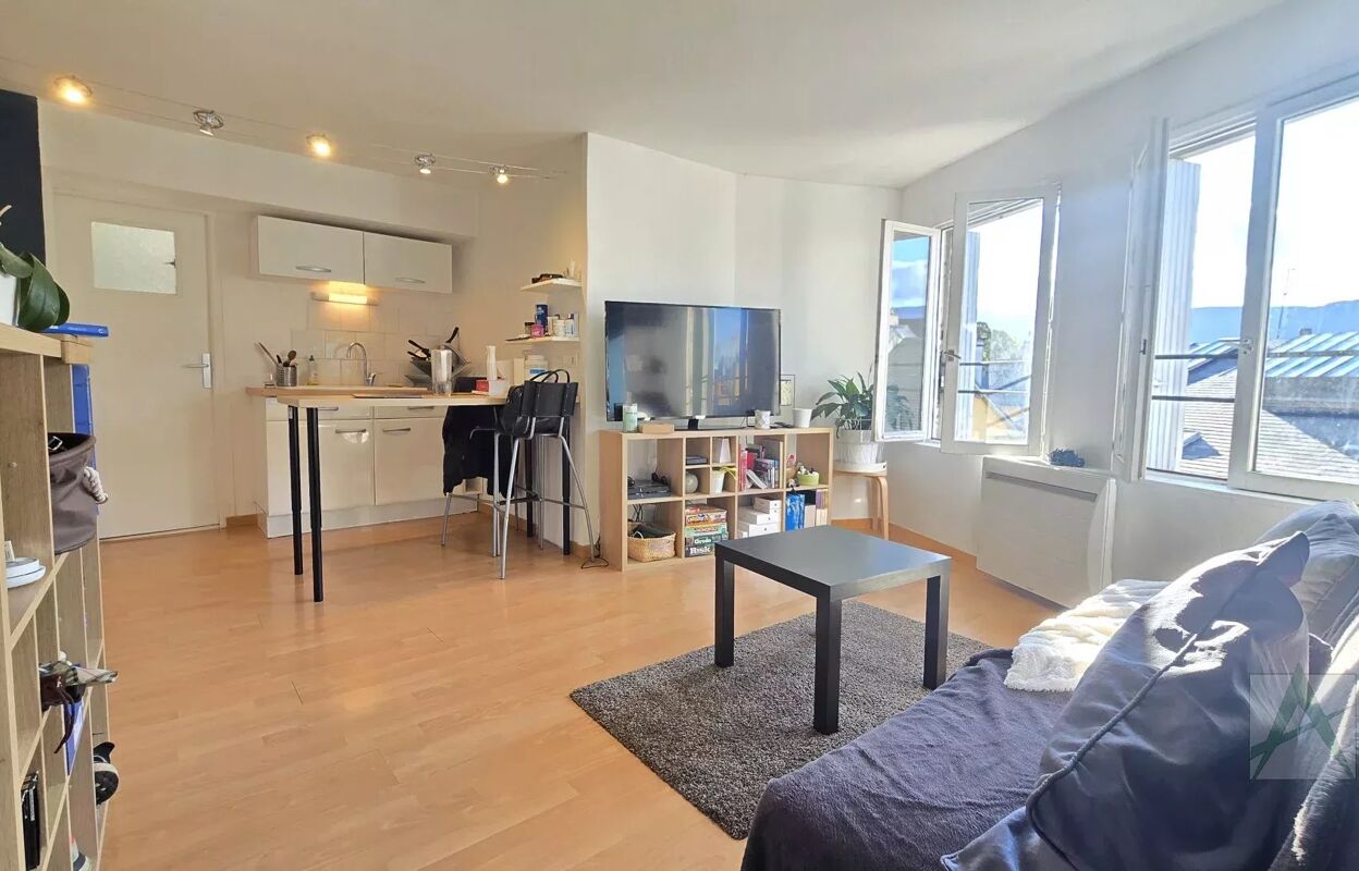 appartement 2 pièces 41 m2 à vendre à Chambéry (73000)