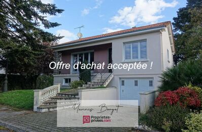 vente maison 146 000 € à proximité de Saint-Martin-des-Noyers (85140)