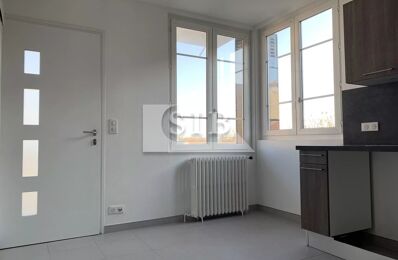 location appartement 925 € CC /mois à proximité de Sceaux (92330)