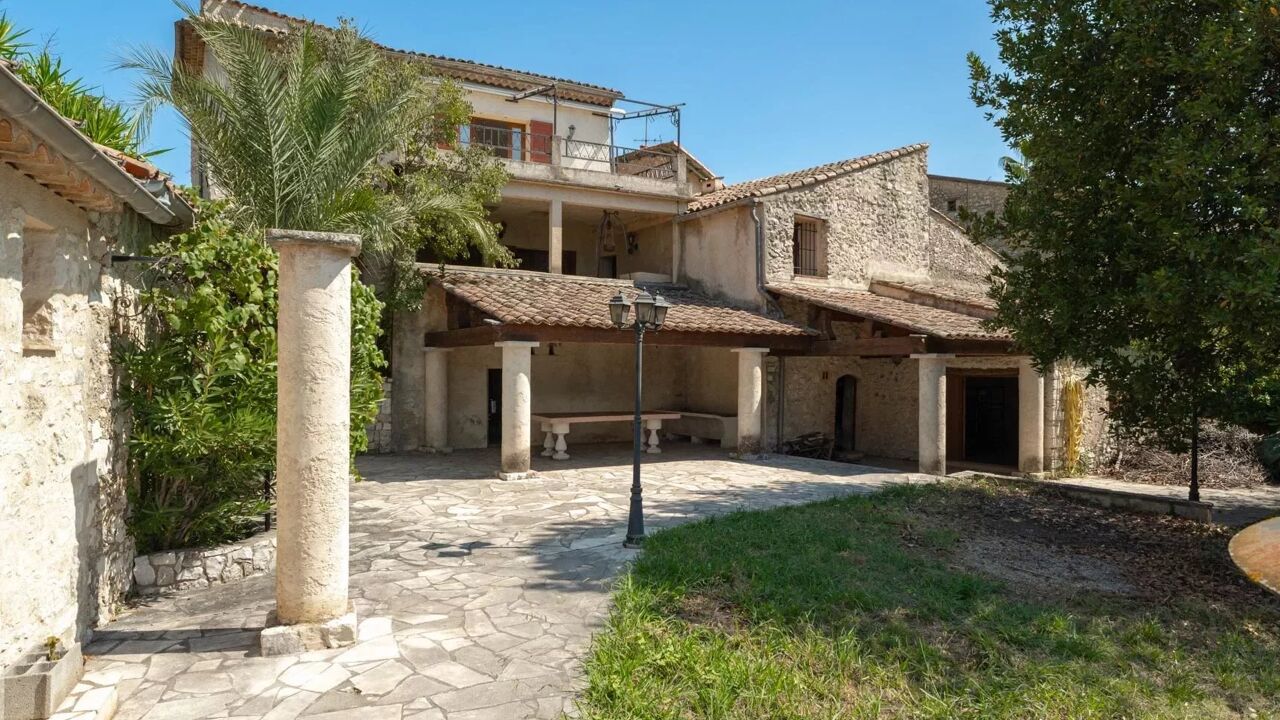 maison 13 pièces 521 m2 à vendre à La Colle-sur-Loup (06480)