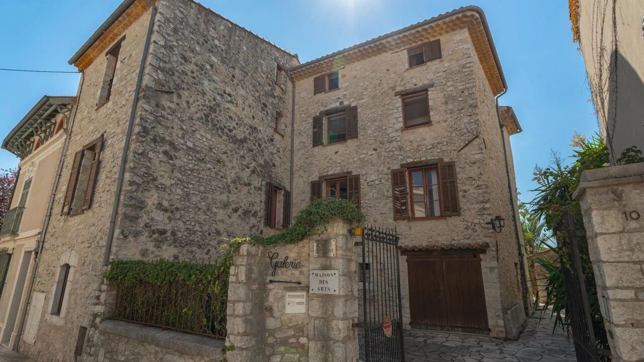 maison 13 pièces 280 m2 à vendre à La Colle-sur-Loup (06480)