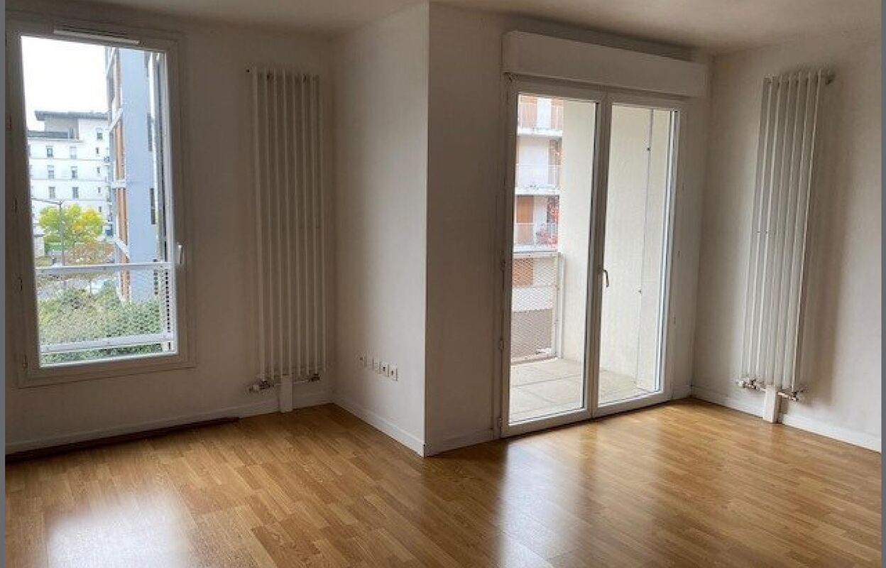 appartement 2 pièces 43 m2 à vendre à Cergy (95000)