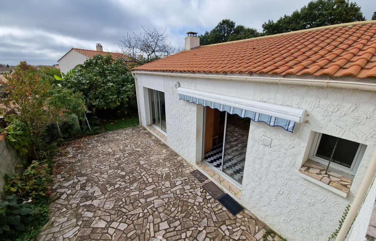 maison 4 pièces 114 m2 à vendre à La Roche-sur-Yon (85000)