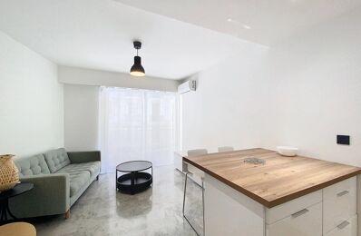 location appartement 1 100 € CC /mois à proximité de Saint-Laurent-du-Var (06700)